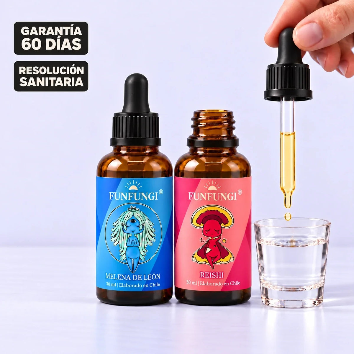 Pack de extractos Melena de León y Reishi FunFungi, en frascos ámbar de 30 ml junto a un vaso de agua y una mano con gotero, con sellos de garantía de 60 días y resolución sanitaria.